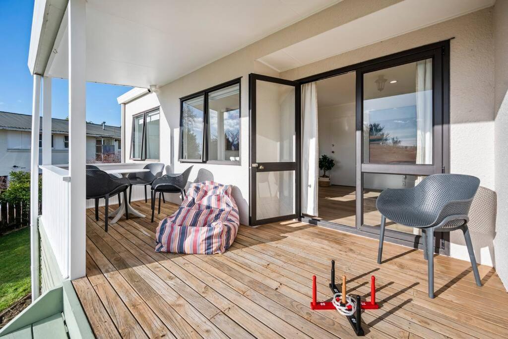 Family Perfect, Winter Getaway, Secure Yard, Parking, Mountain Bikes, Arcade Villa Rotorua Bagian luar foto